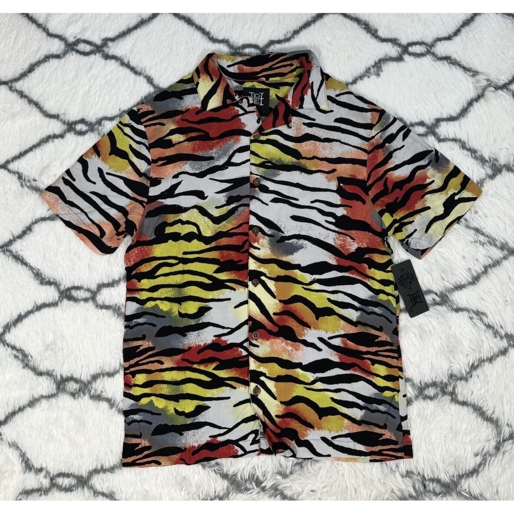 ED HARDY Tiger Printed Button Up Multicolor Camp Shirt Men's Size S *NEW* $85